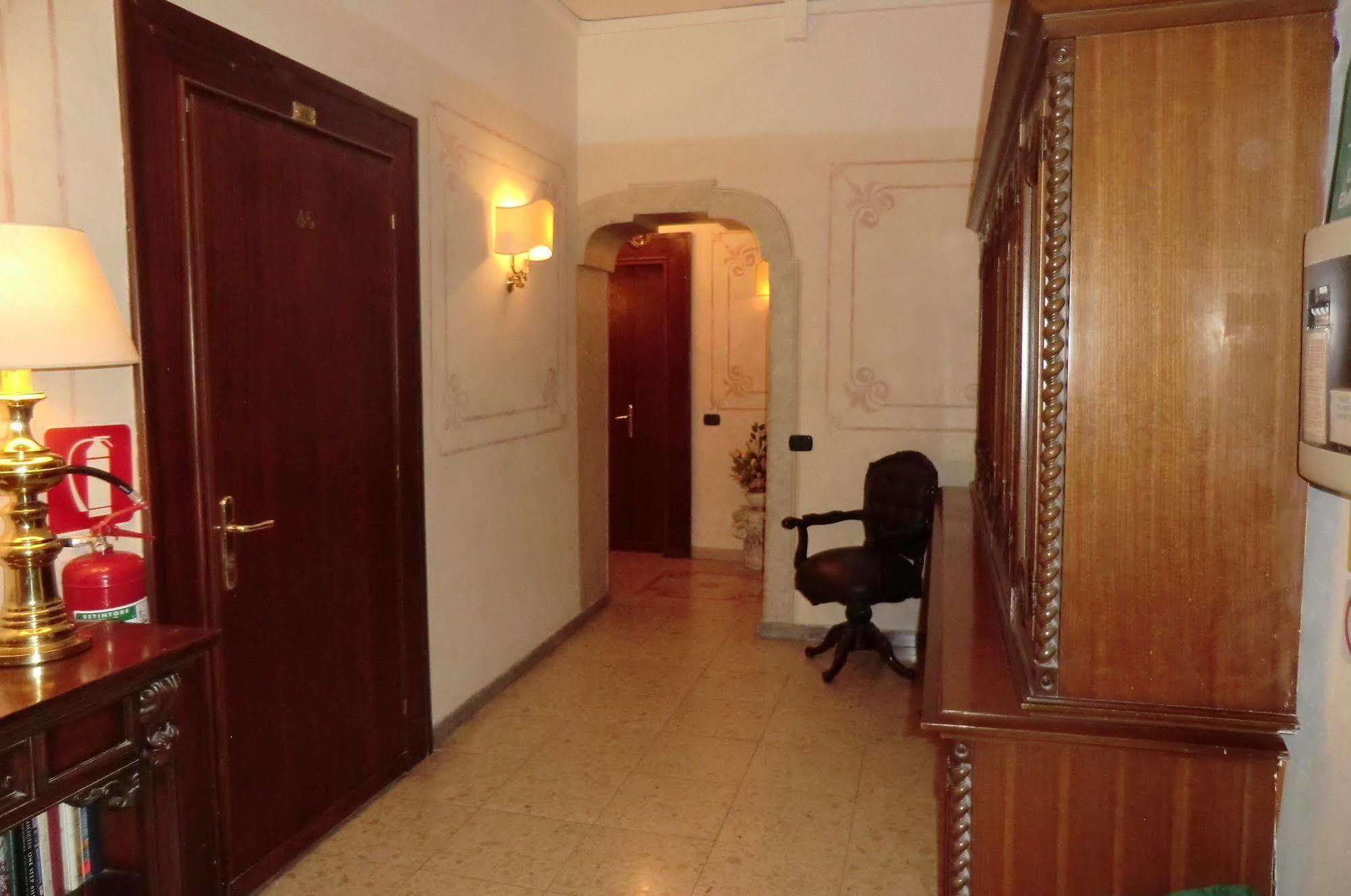 Hotel Sileo Róma Kültér fotó